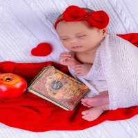 نوزاد، به سرخی انار آتلیه کودک مشهد شادینه | آتلیه مشهد،آتلیه کودک،آتلیه نوزاد،عکس بارداری